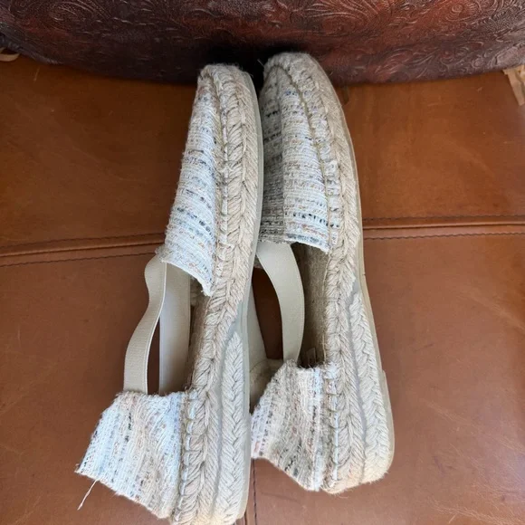 Chic Cream Alpargatus Artesanía Espadrille Flats Size 39 (8 1/2) Cream Multi - Picture 6 of 10